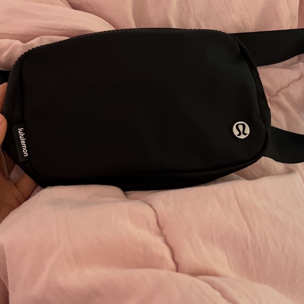 Lulu belt bag
